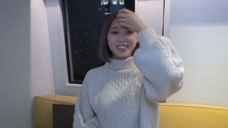 乌镇住宿94年大学出来实习的新疆小美女